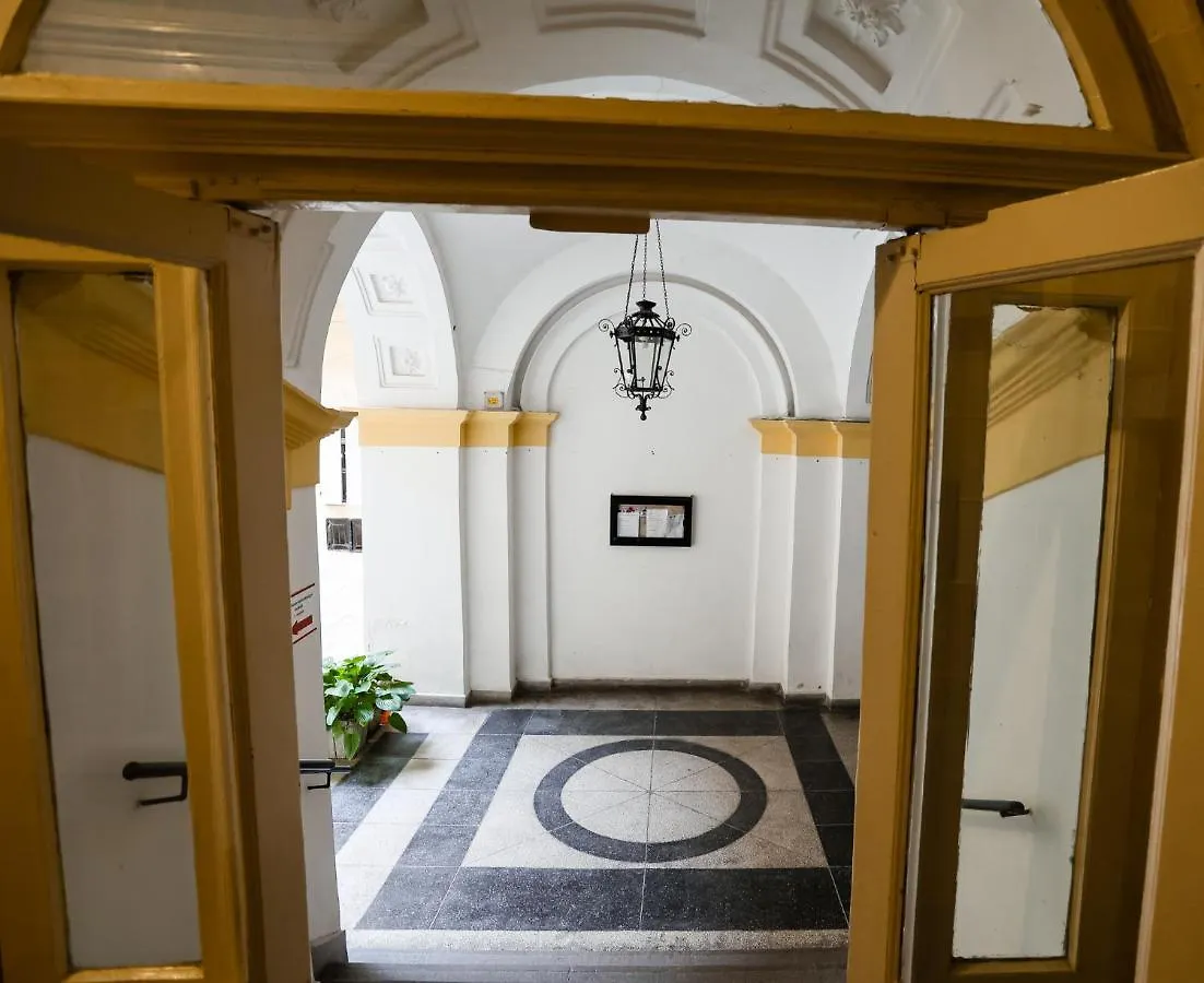Chain Bridge City Center Dorothea Budapest Apartment